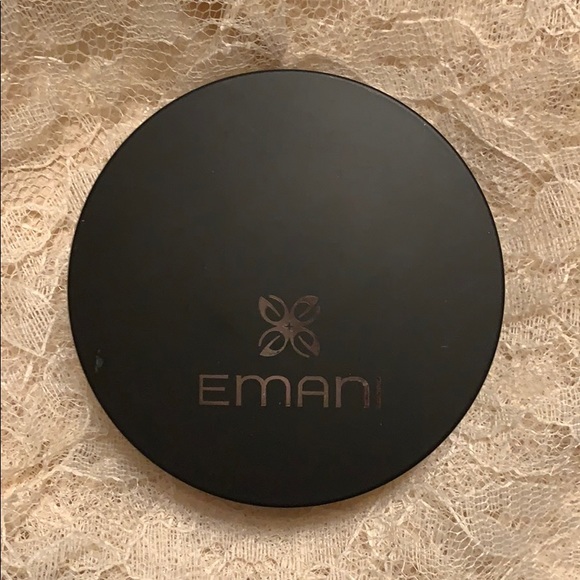 Emani HD setting powder NEW!